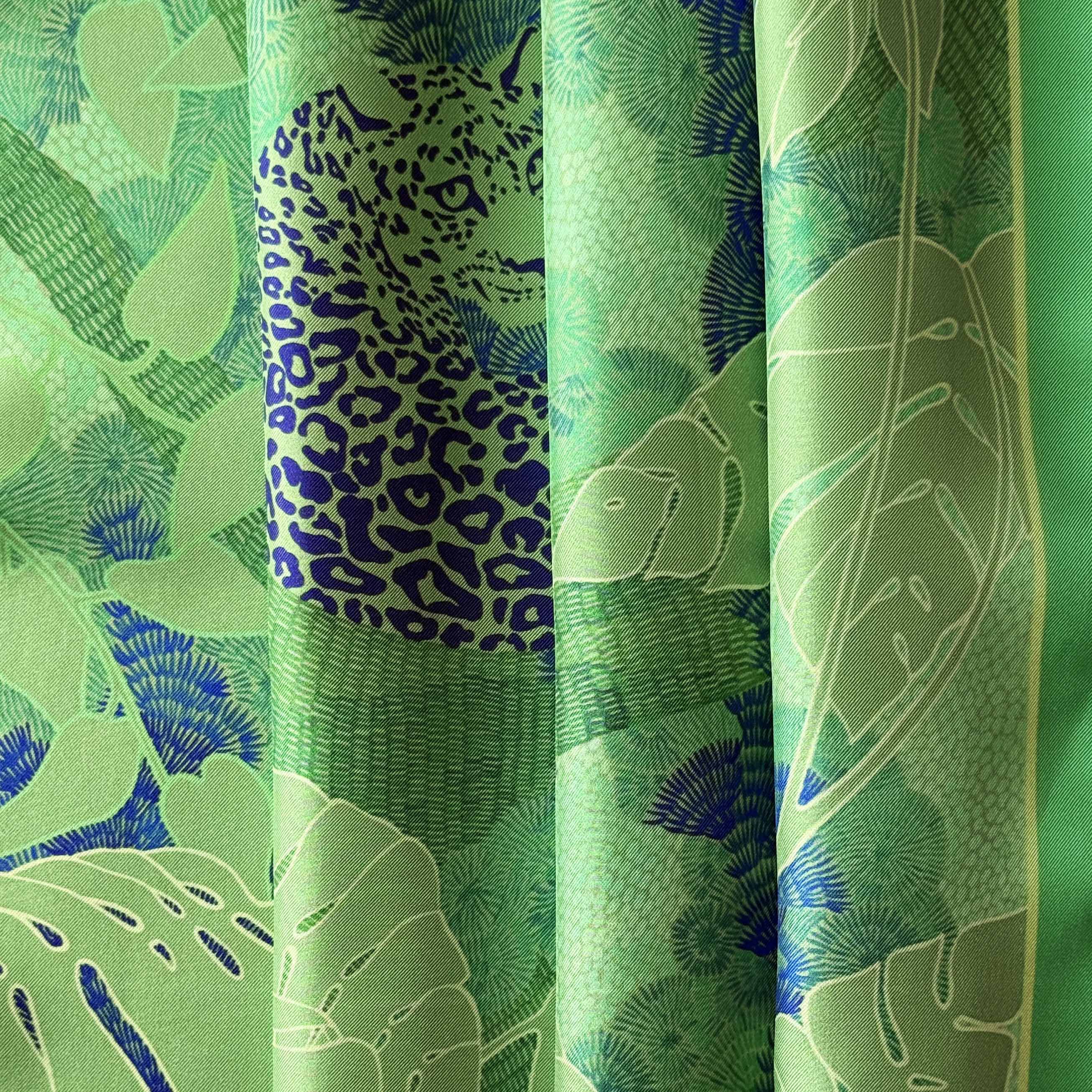 FOULARD VERDE | Maria Rodina