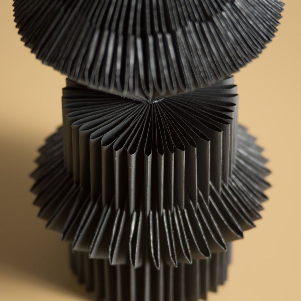 BOOK SCULPTURE NERO | Uroš Mihić