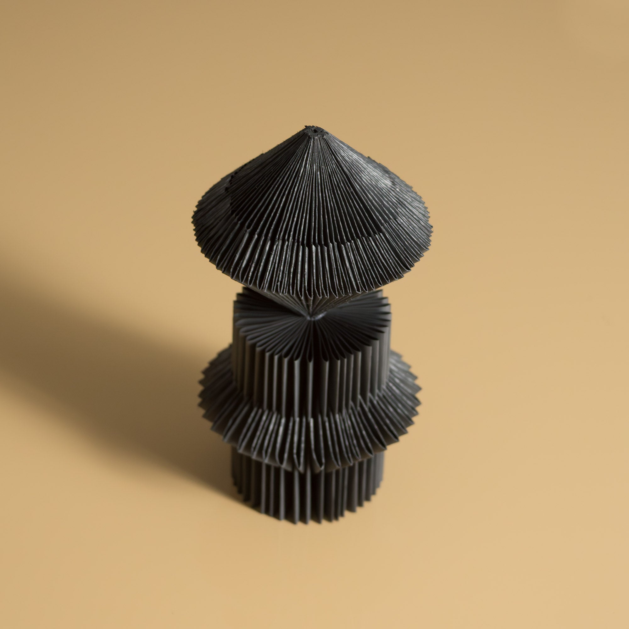 BOOK SCULPTURE NERO | Uroš Mihić