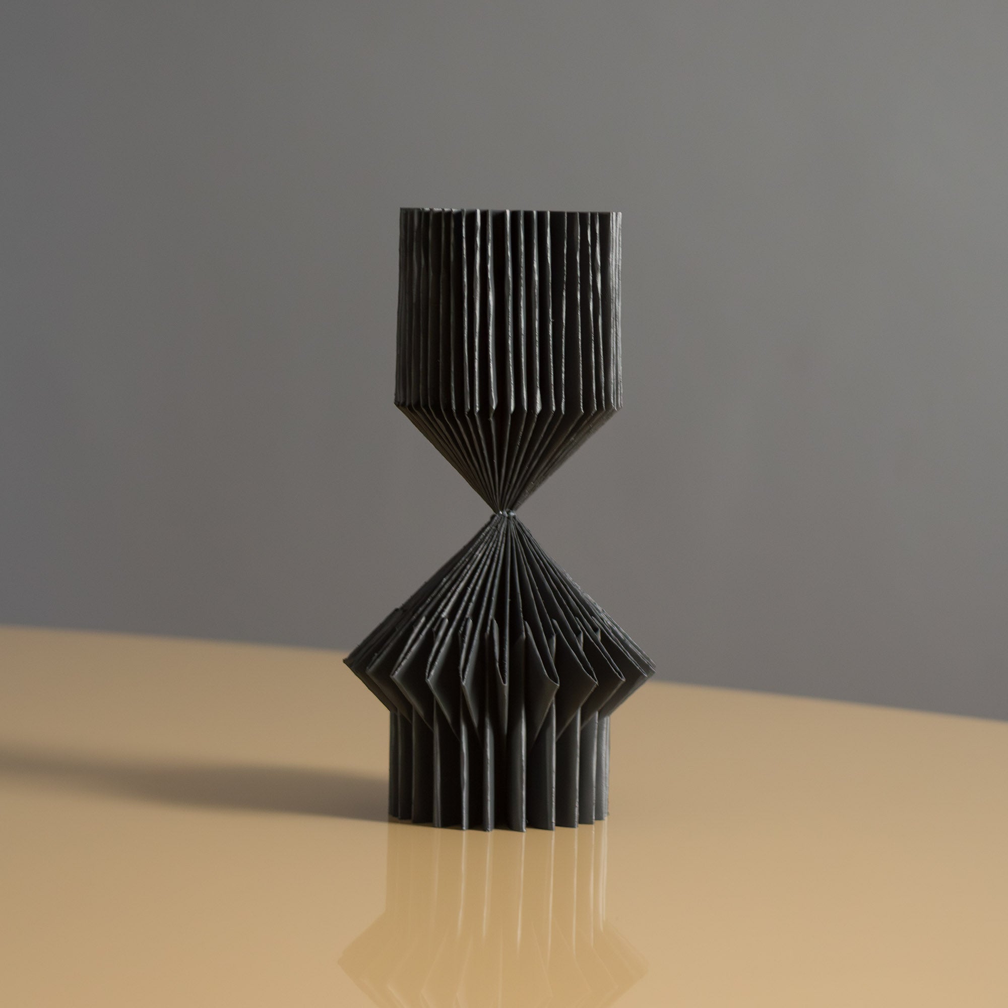 BOOK SCULPTURE NERO | Uroš Mihić