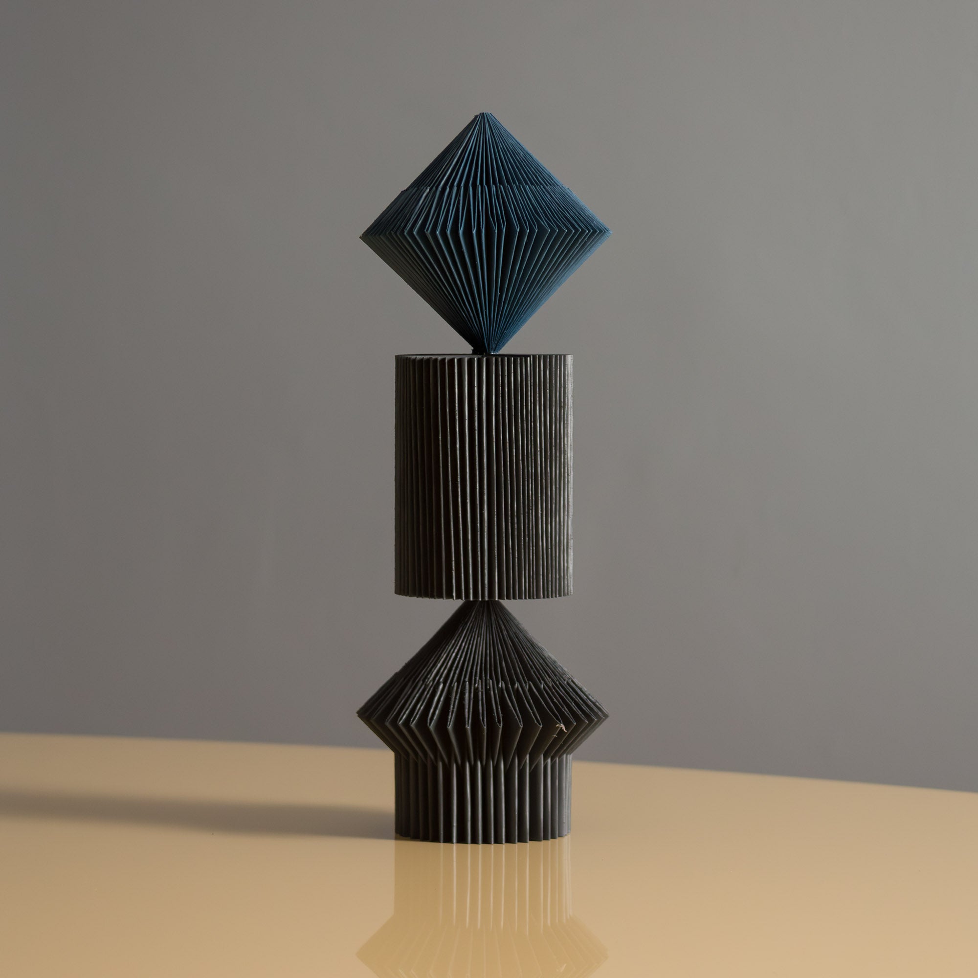 BOOK SCULPTURE NERO + BLU | Uroš Mihić