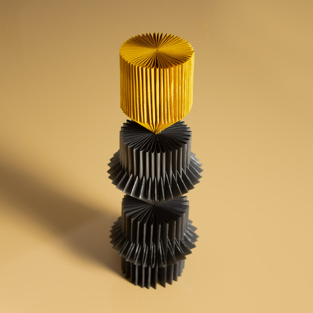BOOK SCULPTURE NERO + GIALLO | Uroš Mihić